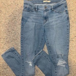 Size 29 711 Skinny Levi Jeans